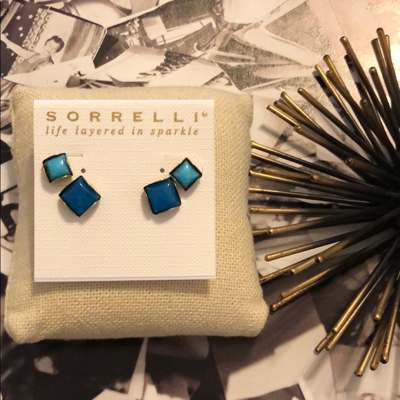 Sorrelli Jewelry - Sorrelli Blue Square Stud Earring Set Sorrelli Jewelry - Sorrelli Blue Square Stud Earring Set